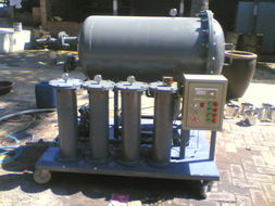榨油设备：LYZX28低温榨油机